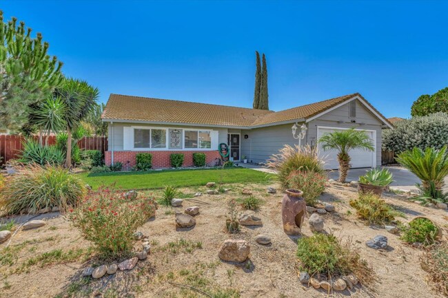 1349 Quail St Los Banos CA 93635 MLS ML81943708