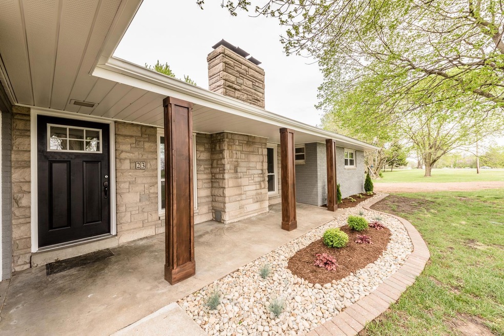 23 Lakewood Ct, Collinsville, IL 62234 - photo 1