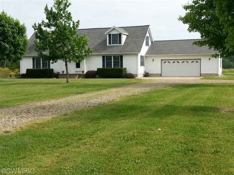 12442 C Dr S, Ceresco, MI 49033 - photo 1