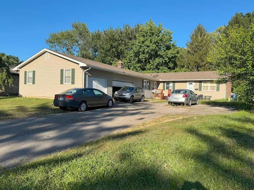 1942 Bairsford Dr unit 944, Columbus, OH 43232 - photo 1