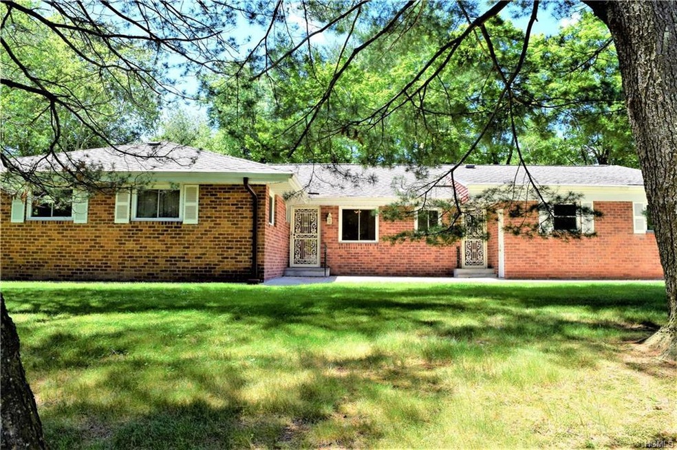 36 Willow Dr, Briarcliff Manor, NY 10510 - photo 1