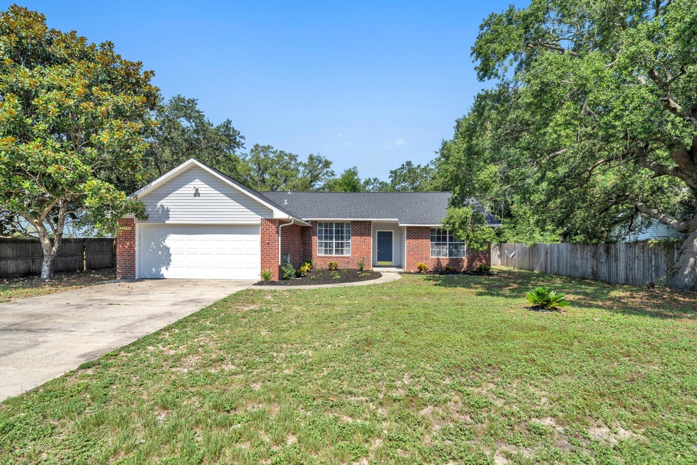 2725 Shoreview Front 1