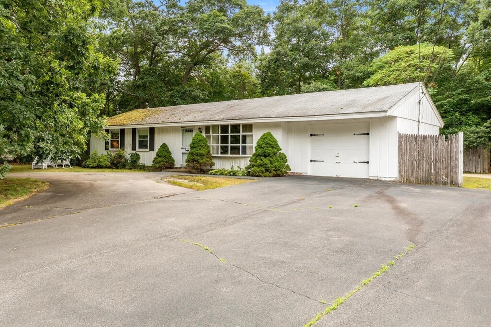 202 Sinclair Rd, Brockton, MA 02302 - photo 1