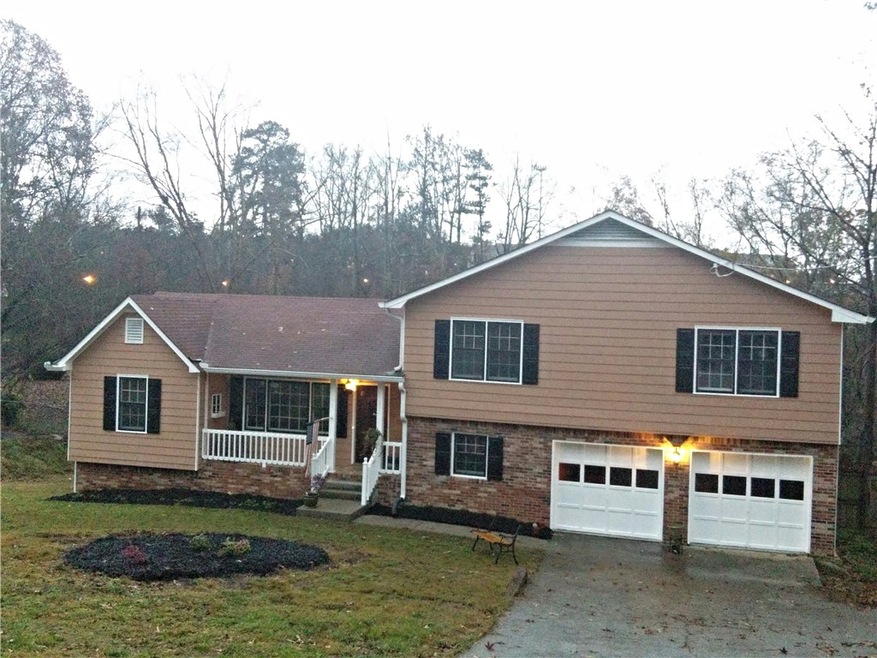 4162 Scenic Mountain Dr unit 4, Snellville, GA 30039 - photo 1