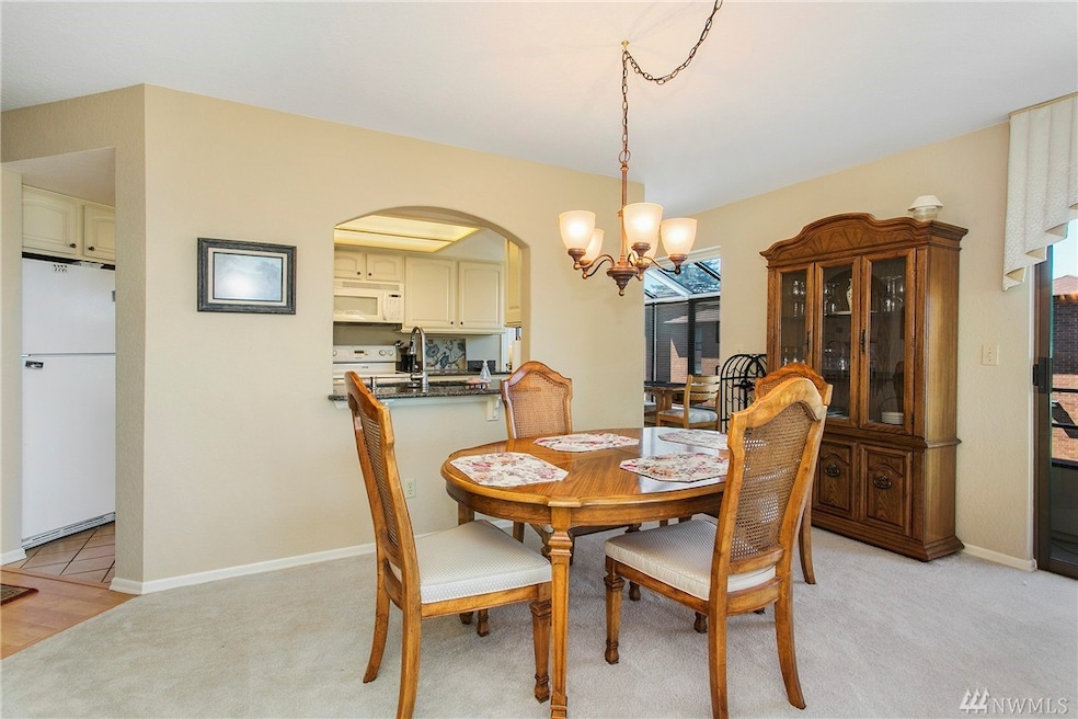 520 Pine St unit A202, Edmonds, WA 98020 - photo 1