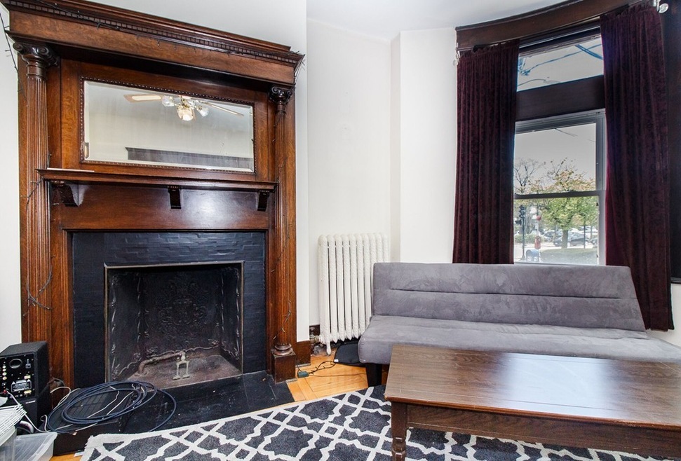 5 Verndale St unit 1, Brookline, MA 02446 - photo 1