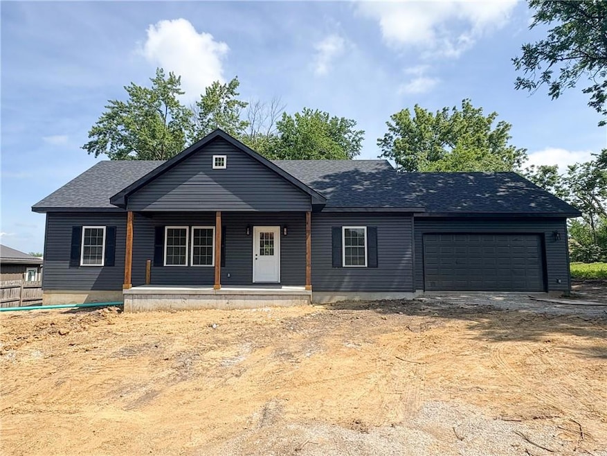 Coming Soon $305,000