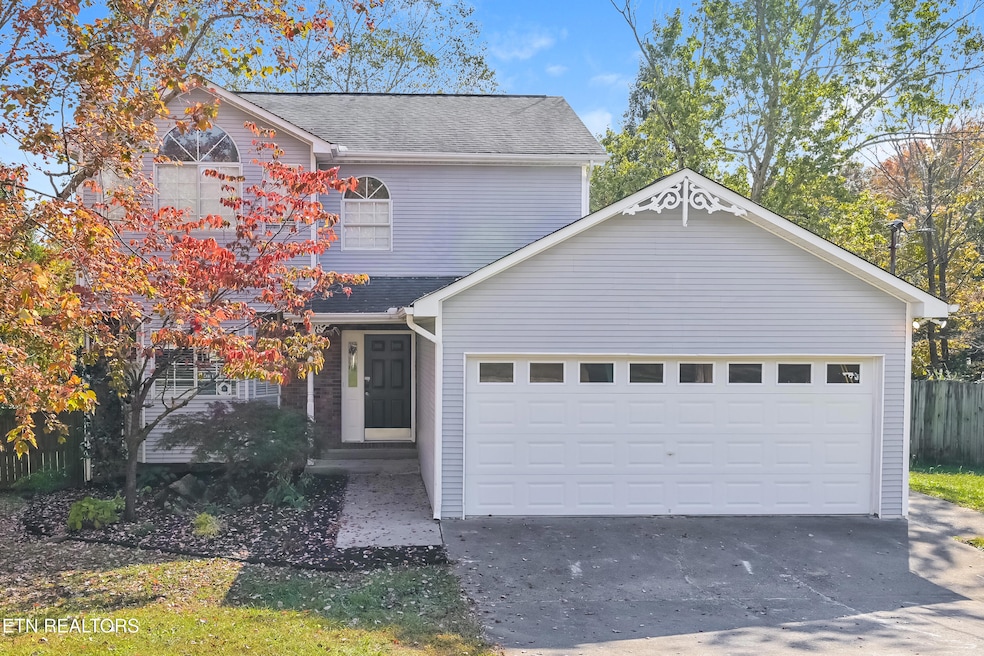 000-photo-front-view-14123442