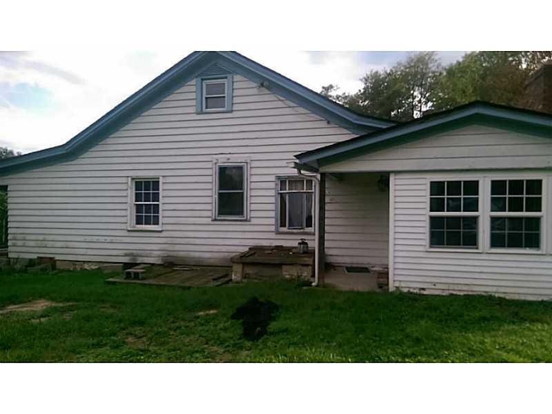 Exterior Front. Side View