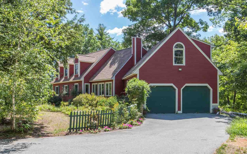 8 Shattuck Ln, Brookline, NH 03033 - photo 1