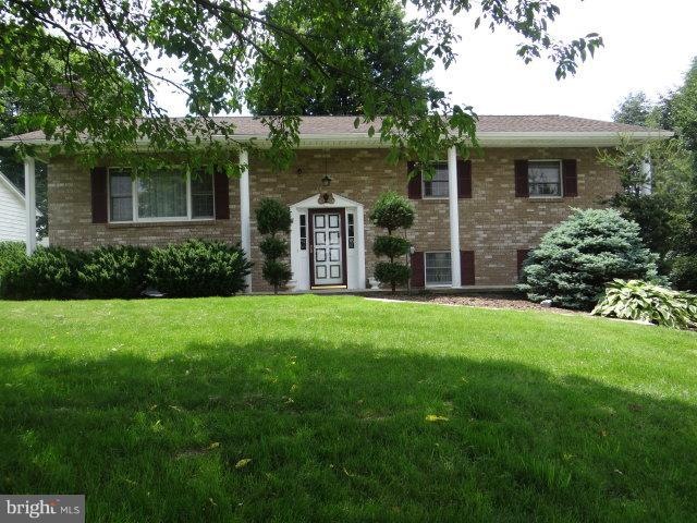 300 Cornertown Rd, Chambersburg, PA 17201 - photo 1