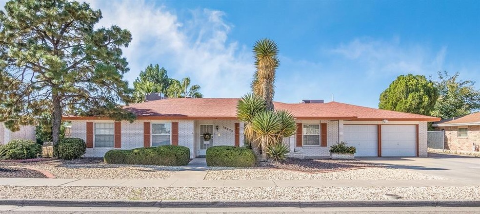 10220 Woodway Dr, El Paso, TX 79925 - photo 1