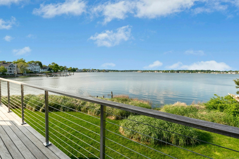 Pending $2,950,000 • Co-Listing Agent