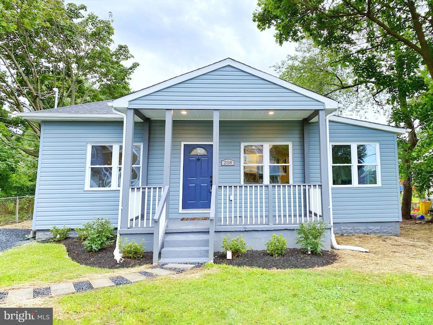 258 Asbury Rd, Pasadena, MD 21122 - photo 1