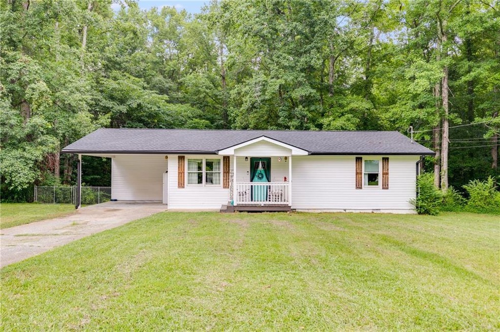 748 Ballard Bridge Rd, Carrollton, GA 30117 - photo 1