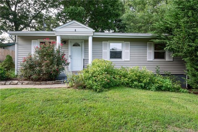 4 Lancelot Ln, Asheville, NC 28806 - photo 1