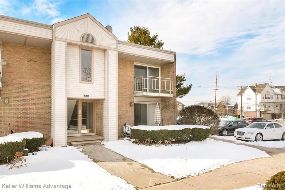 Front door Unit D