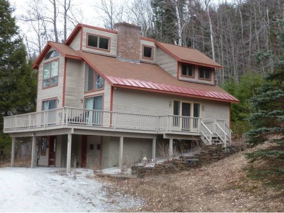 31 Plumley Ave, Ludlow, VT 05149 - photo 1