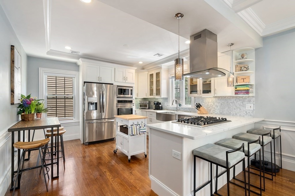 22 Mercer St unit 2, Boston, MA 02127 - photo 1