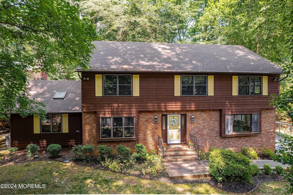 Welcome to 67 Howland Road!
