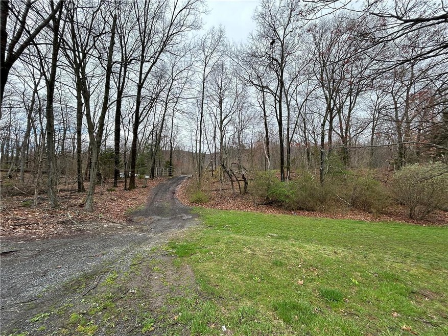 2182 W Bangor Rd, Bangor, PA 18013 - photo 1