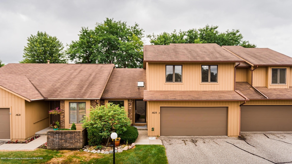 1623WillowCreek_01