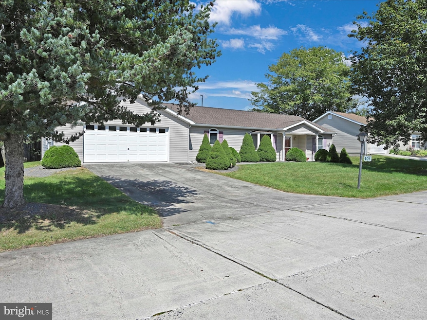 101 Juniper Ct, Pine Grove, PA 17963 - photo 1