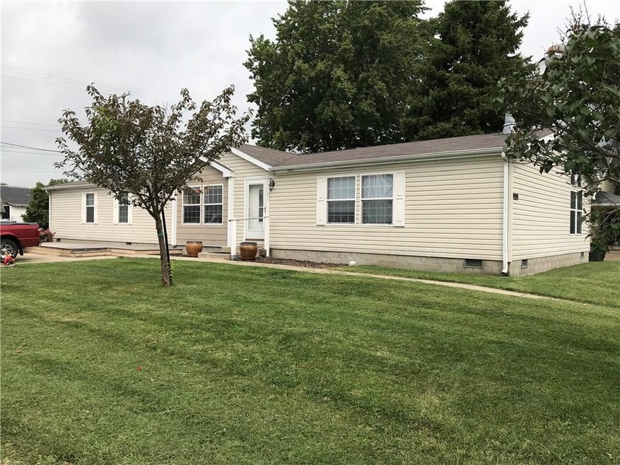 723 S Woodward St, Lapel, IN 46051 - photo 1