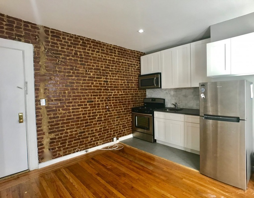 564 W 189th St unit 5G, New York, NY 10040 - photo 1