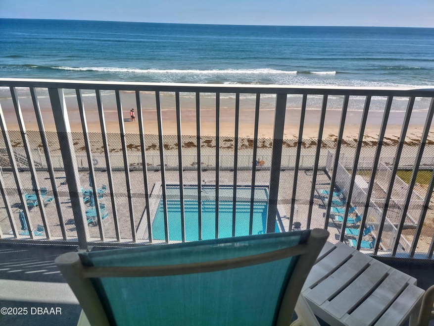 Ocean Jewels unit 518, Daytona Beach, FL 32118 - photo 1