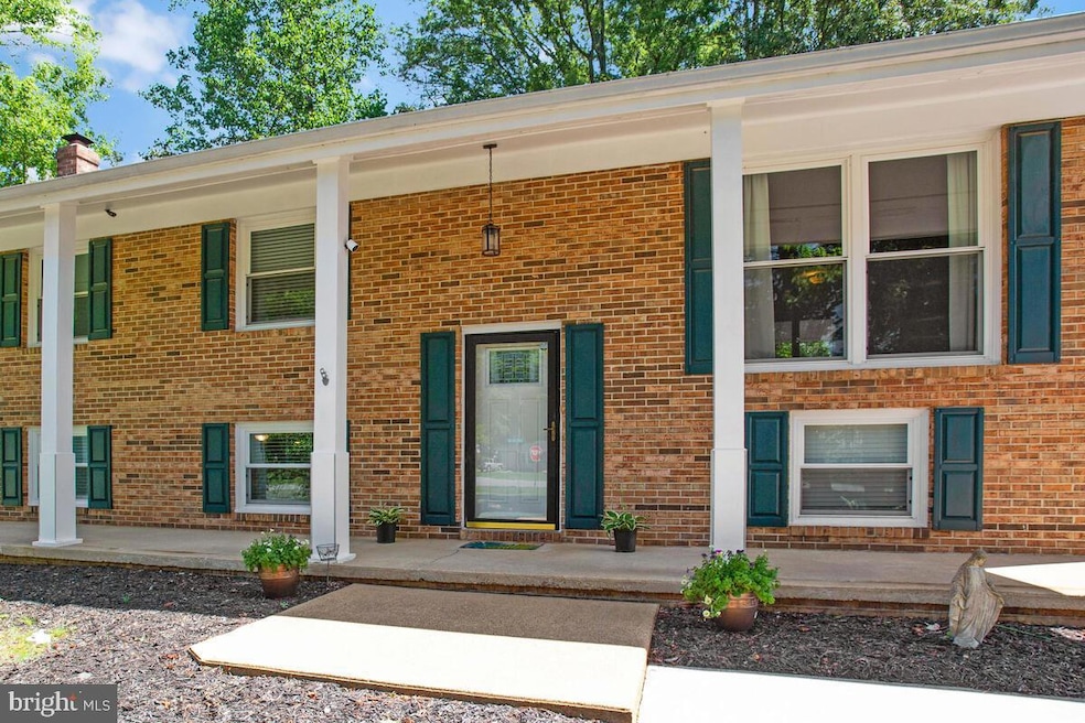 46686 Thomas Dr, Lexington Park, MD 20653 - photo 1