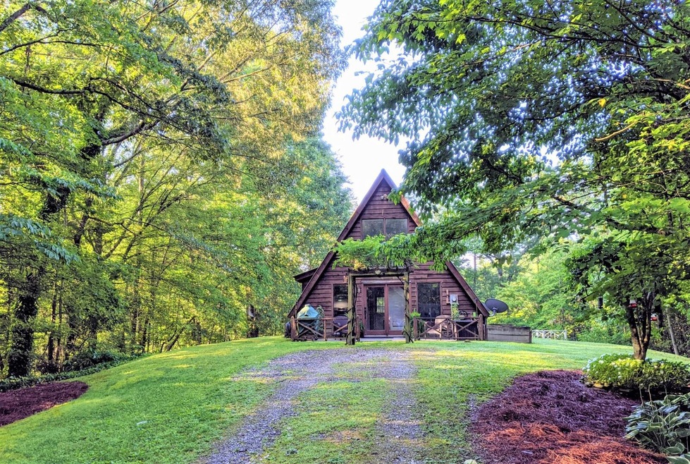 Exterior Summer Front