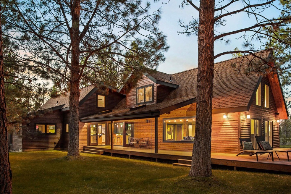 Sold $1,495,000 • Co-Listing Agent