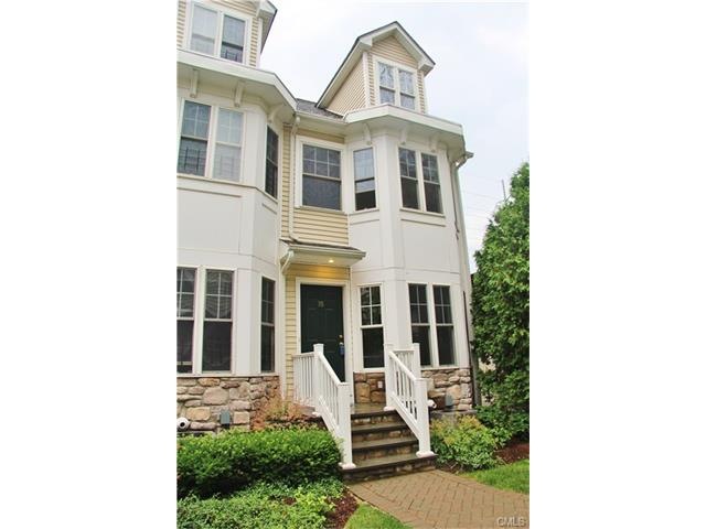 39 Maple Tree Ave unit 38, Stamford, CT 06906 - photo 1
