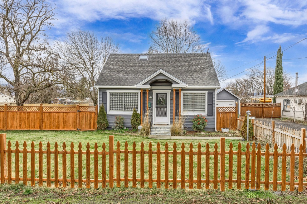 6959 Pinehurst