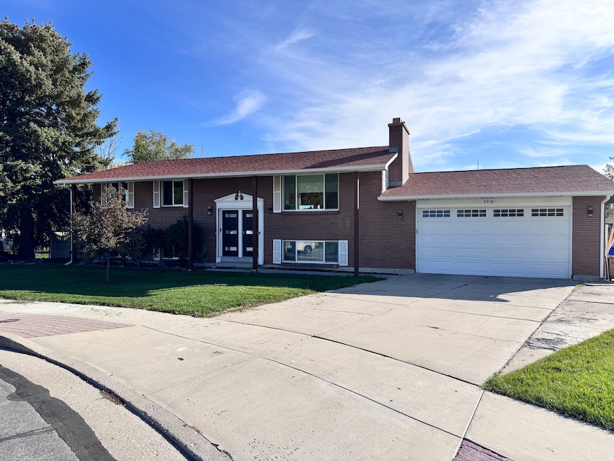 6918 S Harvest Cir, West Jordan, UT 84084 - photo 1