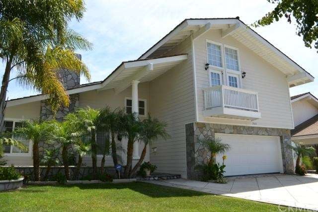Beautiful home in a great area of Newport Beach