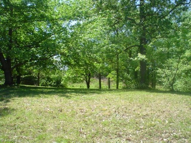 2207 Plainview Dr, High Point, NC 27265 - photo 1