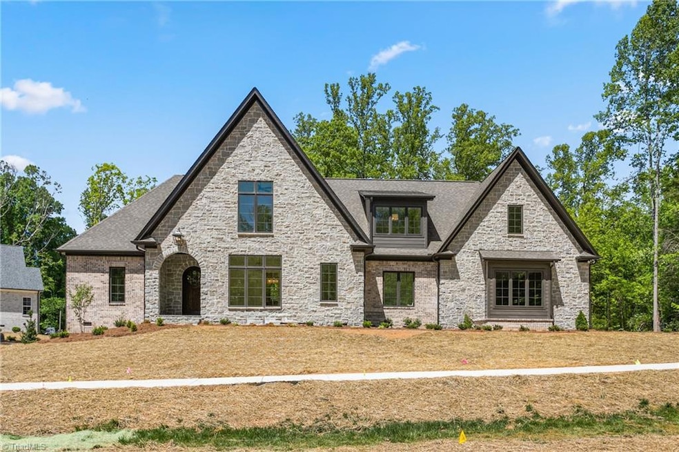 Sold $1,250,000 • Co-Listing Agent