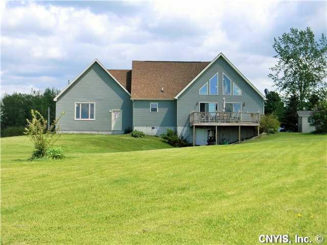 Exterior Back. This property offers multiple point