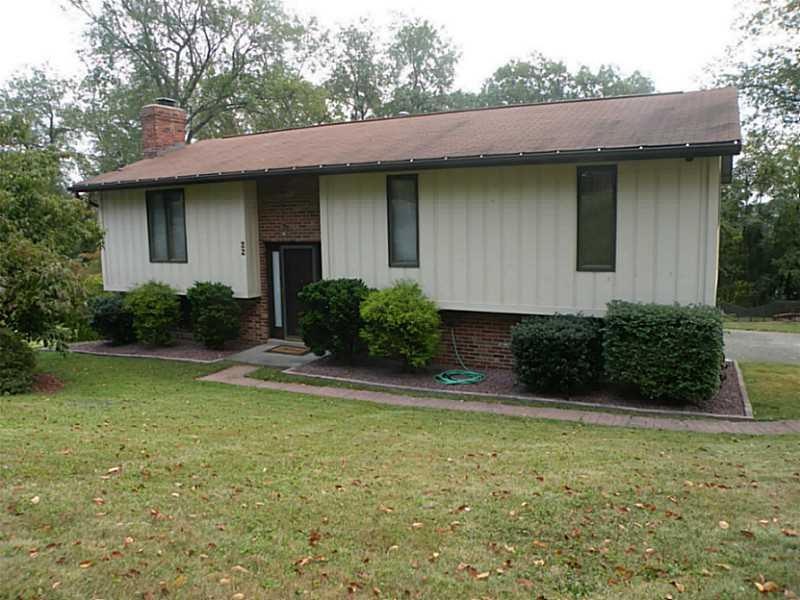 Exterior Front. 22 E. Hillcrest Road Front