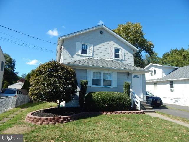 631 Charles St, Mount Ephraim, NJ 08059 - photo 1