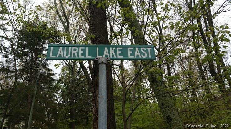 Street Sign Corner of Laurel Lake East and Lords H