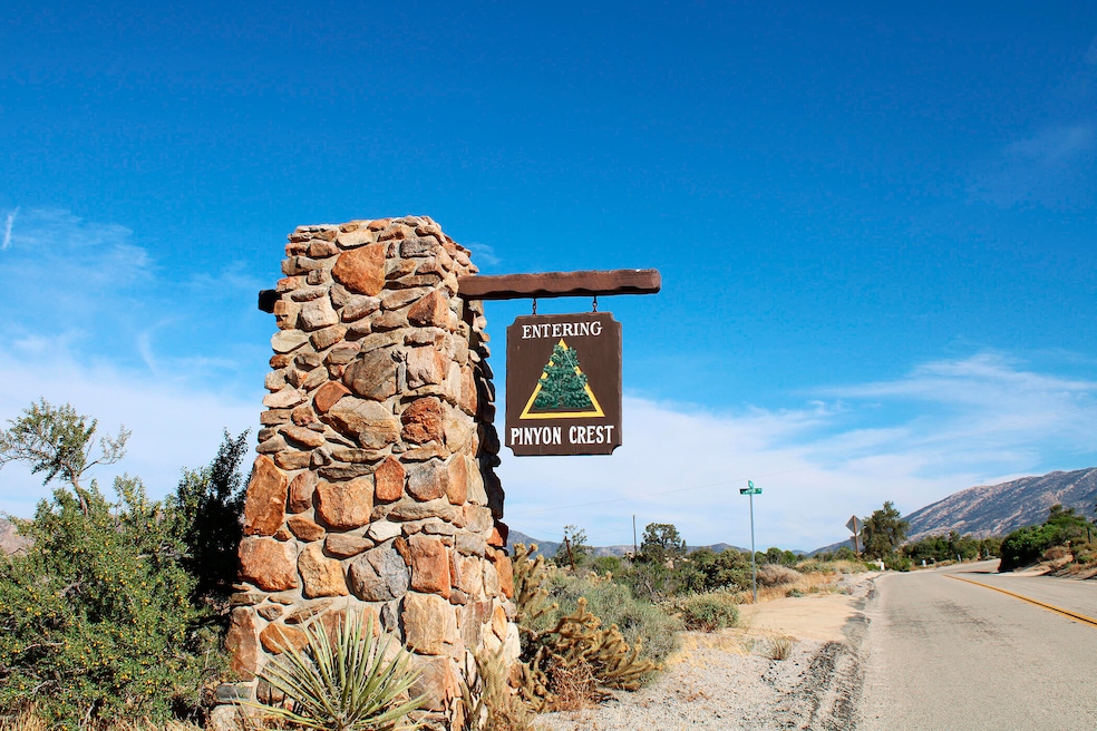 PinyonCrest Sign-IMG_0171
