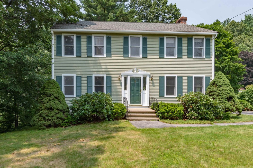 9 Roy Dr, Hudson, NH 03051 - photo 1