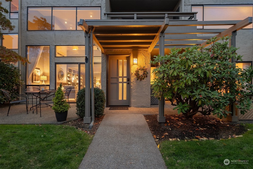 Sold $727,000 • Co-Listing Agent