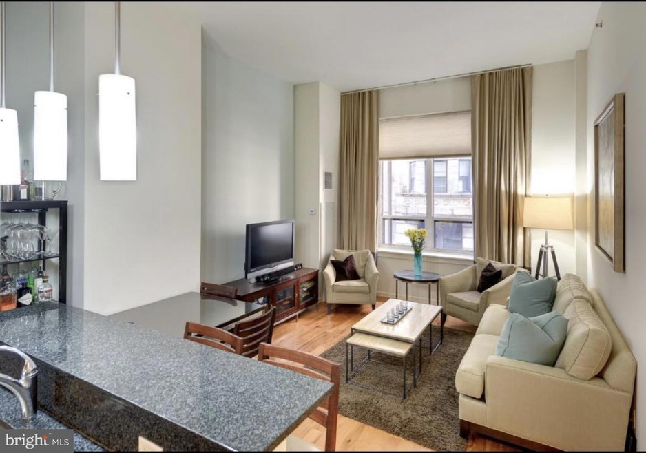 Aria the Condominium unit 2C, Philadelphia, PA 19102 - photo 1