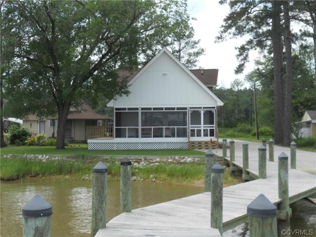 491 Shellfield Rd, Dunnsville, VA 22454 - photo 1