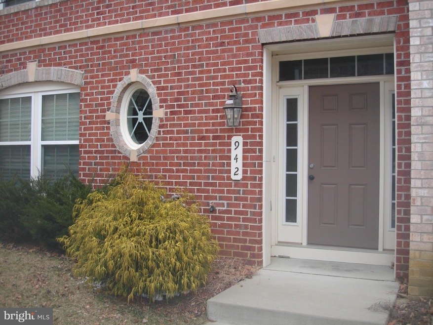 942 Hall Station Dr, Bowie, MD 20721 - photo 1