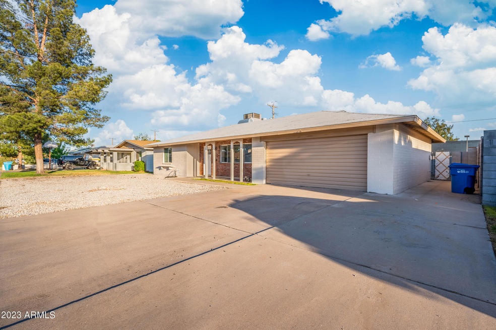 4255 W Townley Ave, Phoenix, AZ 85051 - photo 1